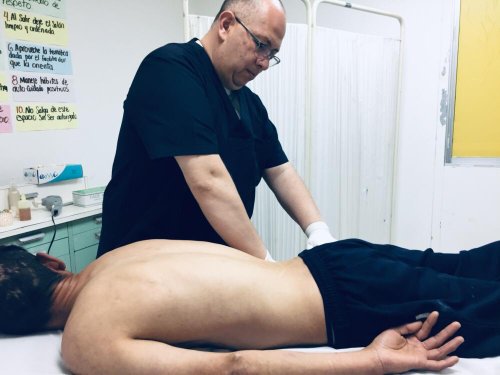quiromasajes a personal militar con discapacidad